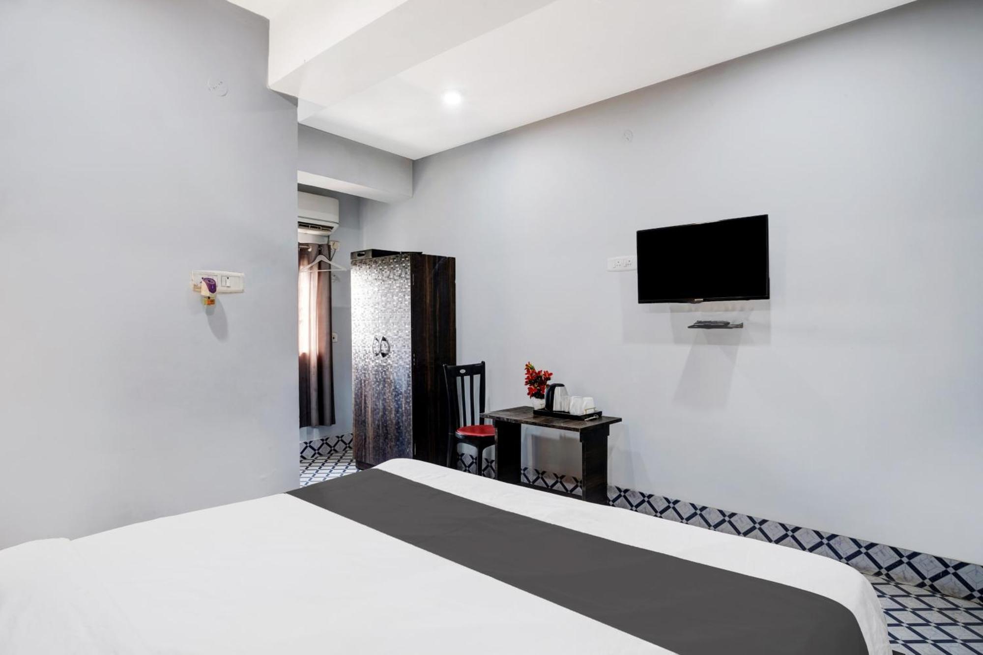 Super Hotel O Noonmati Guwahati Formerly Hotel Sundari Dış mekan fotoğraf