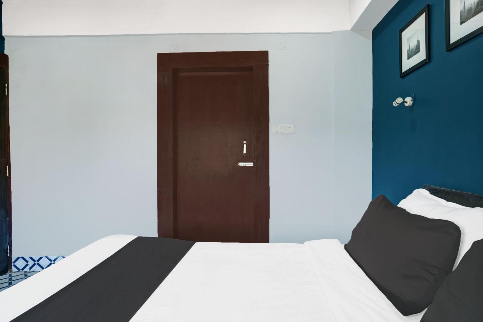 Super Hotel O Noonmati Guwahati Formerly Hotel Sundari Dış mekan fotoğraf